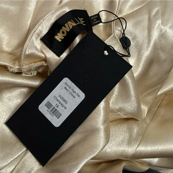 Fashion Nova l NWT Sierra High Slit Maxi Dress - Champagne 1X - Picture 9 of 11